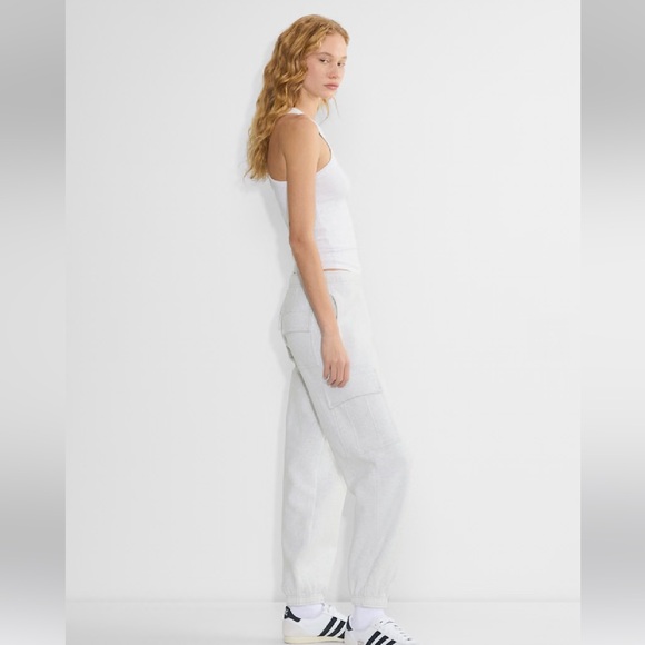 Aritzia Cozy Sweatfleece Mega Cargo Jogger - Picture 3 of 16